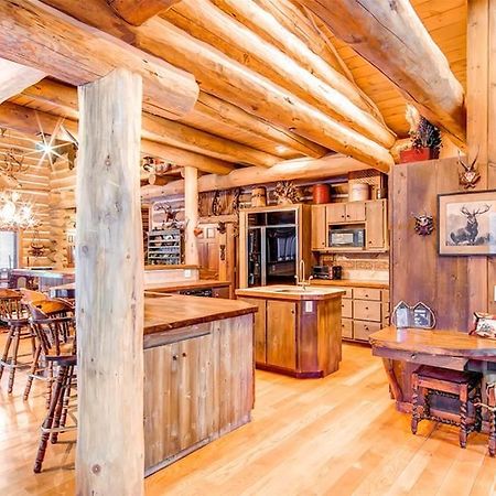 Bear Lodge Blue River Area By Pinnacle Lodging Breckenridge Exterior photo